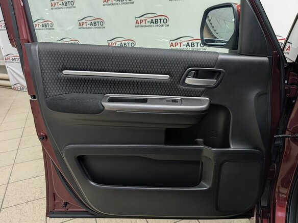 2018 Honda Stepwgn Spada V Рестайлинг, красный, 2599000 рублей - вид 16