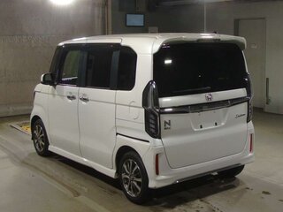 2021 Honda N-BOX II Рестайлинг, белый, 720999 рублей, вид 3