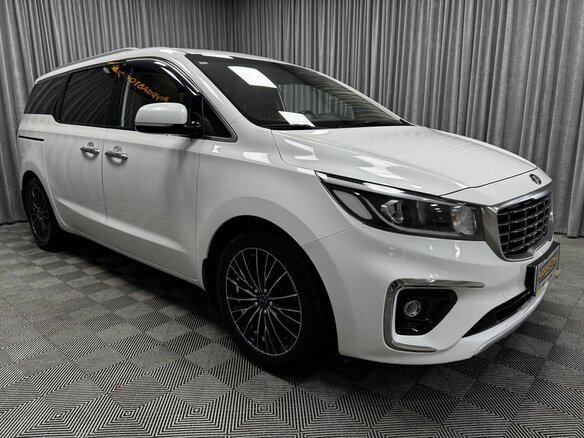 2018 Kia Carnival III, белый - вид 1