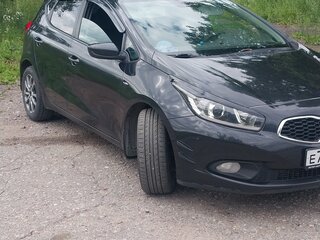 2013 Kia Ceed II, чёрный, 650000 рублей, вид 4