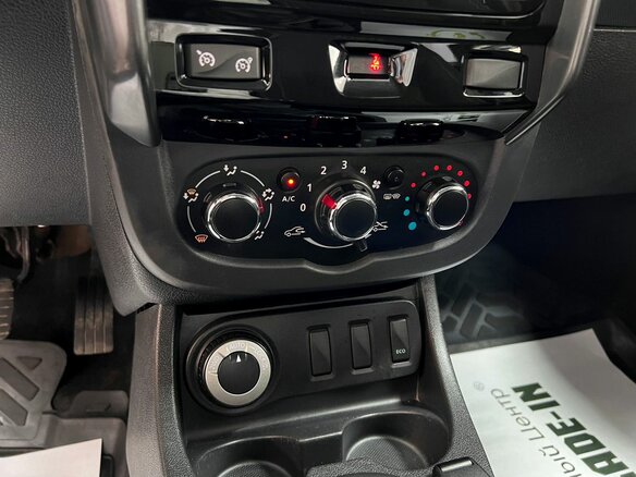 2015 Renault Duster I Рестайлинг, зелёный, 1125000 рублей - вид 15