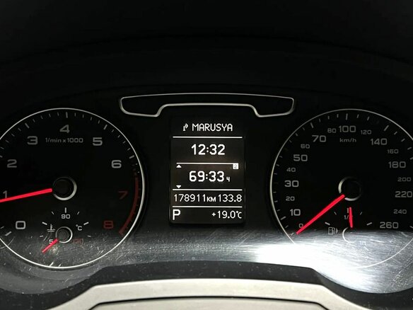 2013 Audi Q3 I (8U), бежевый, 1650000 рублей - вид 17