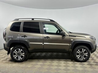 2026 Lada (ВАЗ) Niva Travel I Рестайлинг, коричневый, 1732000 рублей, вид 4