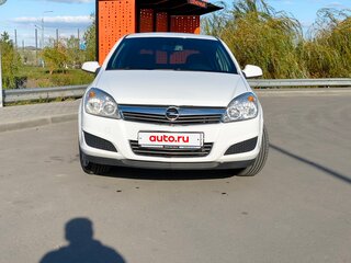 2014 Opel Astra H Рестайлинг, белый, 625000 рублей, вид 1