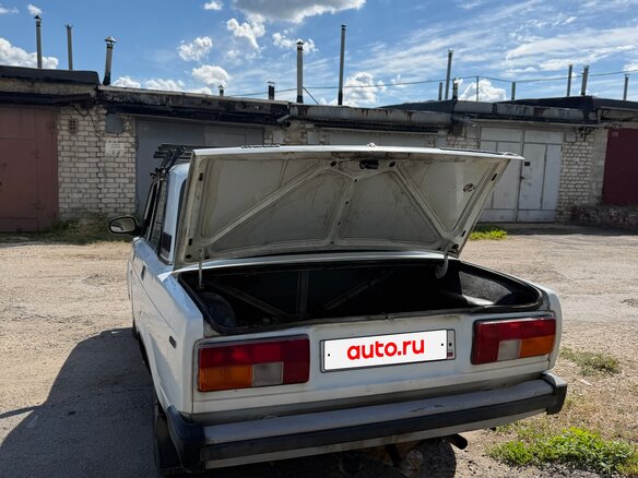 2000 Lada (ВАЗ) 2105, белый, 65000 рублей - вид 5