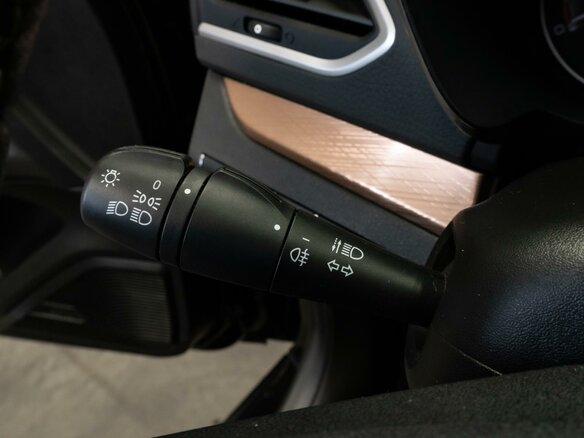 2023 Lada (ВАЗ) Vesta SW Cross I Рестайлинг (NG), чёрный, 1590000 рублей - вид 17