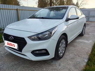 2019 Hyundai Solaris II, белый, 900000 рублей, вид 3