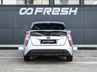 2017 Toyota Prius IV (XW50), серый, 1679000 рублей, вид 4