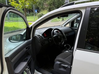 2009 Volkswagen Touran EcoFuel I Рестайлинг, белый, 600000 рублей, вид 5