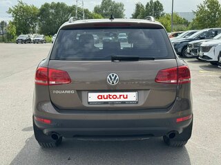 2014 Volkswagen Touareg II, коричневый, 1900000 рублей, вид 5