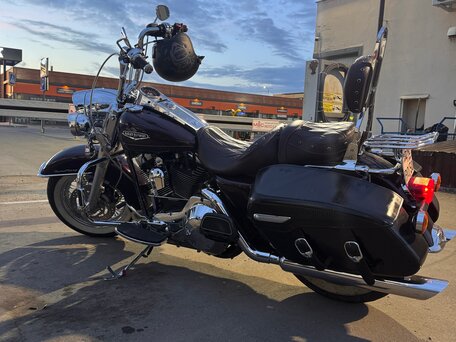 2006 Harley-Davidson Road King, красный, 650000 рублей, вид 4