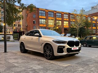 2019 BMW X6 30d III (G06), белый, 8000000 рублей, вид 2