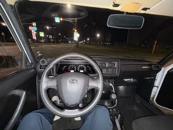 2009 Lada (ВАЗ) 2107, белый, 290000 рублей - вид 8