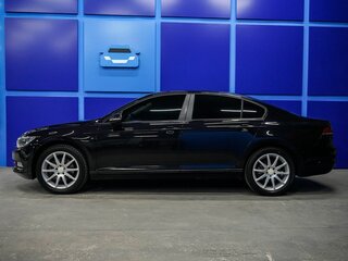2016 Volkswagen Passat B8, чёрный, 1680000 рублей, вид 3