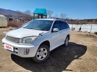 2002 Toyota RAV4 II (XA20), белый, 750000 рублей, вид 3