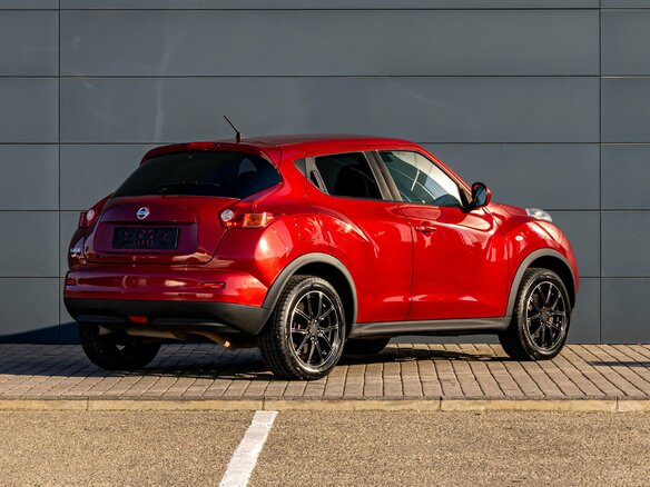 2011 Nissan Juke I, красный, 1095000 рублей - вид 5
