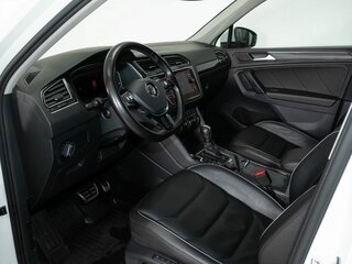 2020 Volkswagen Tiguan II Рестайлинг, белый, 2850000 рублей, вид 5