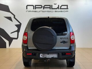 2017 Chevrolet Niva I Рестайлинг, серый, 729900 рублей, вид 4