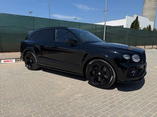 2022 Bentley Bentayga I Рестайлинг, чёрный, 21300000 рублей, вид 2