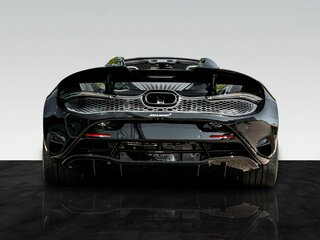 2026 McLaren 750S, чёрный, 46000000 рублей, вид 3