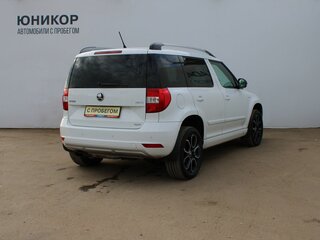 2016 Skoda Yeti I Рестайлинг, белый, 1449000 рублей, вид 5