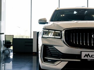 2026 Geely Monjaro I, белый, 4899990 рублей, вид 3
