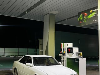 1999 Toyota Chaser VI (X100) Рестайлинг, белый, 640000 рублей, вид 3