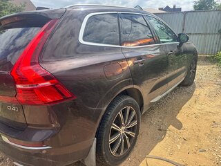 2020 Volvo XC60 II, коричневый, 5000000 рублей, вид 4