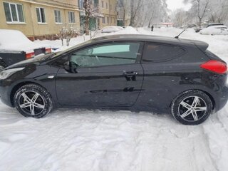 2013 Kia Ceed II, чёрный, 1020000 рублей, вид 5