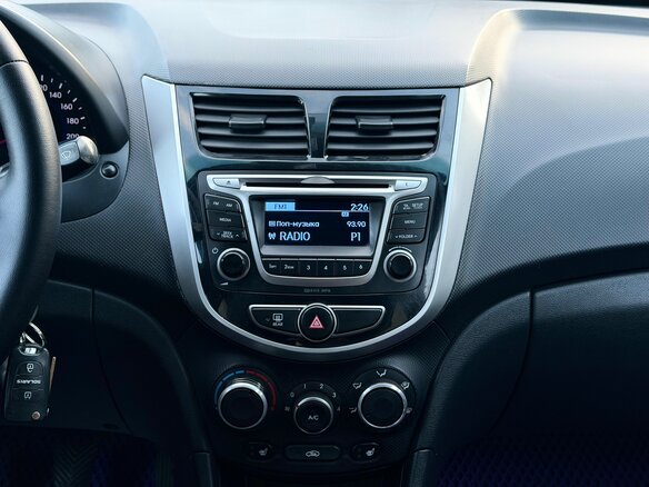 2014 Hyundai Solaris I Рестайлинг, коричневый - вид 19
