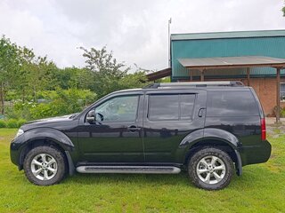 2012 Nissan Pathfinder III Рестайлинг, чёрный, 1800000 рублей, вид 3
