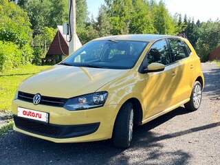 2011 Volkswagen Polo V, жёлтый, 600000 рублей, вид 1