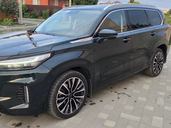 2022 Exeed VX I, зелёный, 2400000 рублей