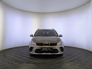 2021 Kia Rio X IV Рестайлинг, коричневый, 1735000 рублей, вид 2