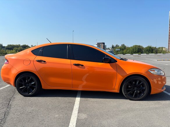 2013 Dodge Dart PF, оранжевый, 830000 рублей - вид 2