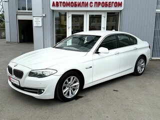2013 BMW 5 серии 520i VI (F10/F11/F07), белый, 1465000 рублей, вид 4