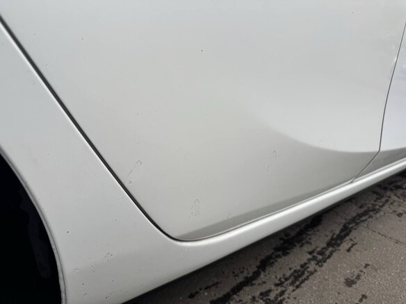 2012 Mazda 3 II (BL) Рестайлинг, белый, 870000 рублей - вид 15