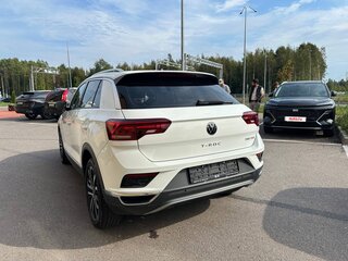 2022 Volkswagen T-Roc I (China Market), белый, 1700000 рублей, вид 5