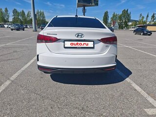 2021 Hyundai Solaris II Рестайлинг, белый, 1700000 рублей, вид 5