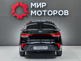 2017 Kia Rio IV, чёрный, 1099000 рублей, вид 5
