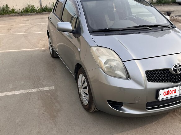 2007 Toyota Yaris Multimode II, серебристый, 530000 рублей - вид 2