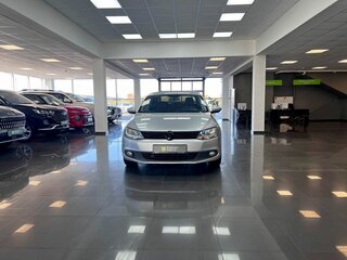 2013 Volkswagen Jetta VI, серебристый, 890000 рублей, вид 3