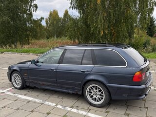2002 BMW 5 серии 525d IV (E39) Рестайлинг, синий, 490000 рублей, вид 3
