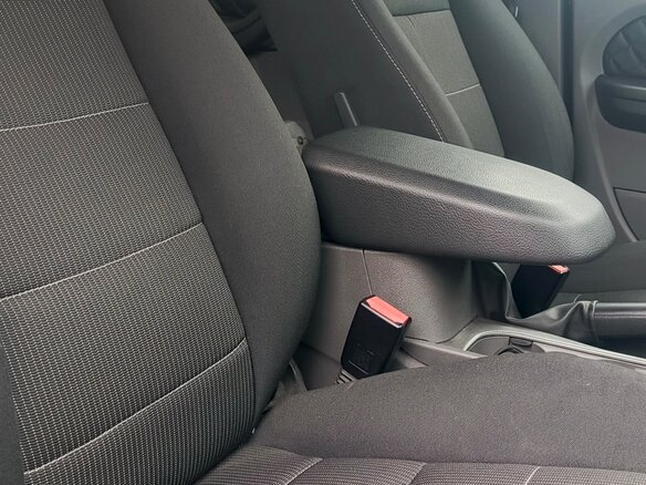 2009 Ford Focus II Рестайлинг, чёрный, 450000 рублей - вид 9