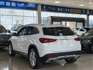 2022 Mercedes-Benz GLA 180 II (H247), белый, 2230000 рублей, вид 4