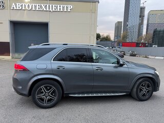 2019 Mercedes-Benz GLE 450 II (V167), серебристый, 6200000 рублей, вид 4