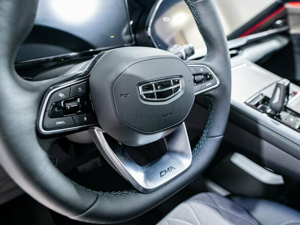 2026 Geely Monjaro I, белый, 4954990 рублей - вид 28