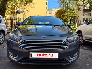 2017 Ford Focus III Рестайлинг, серый, 1250000 рублей, вид 1