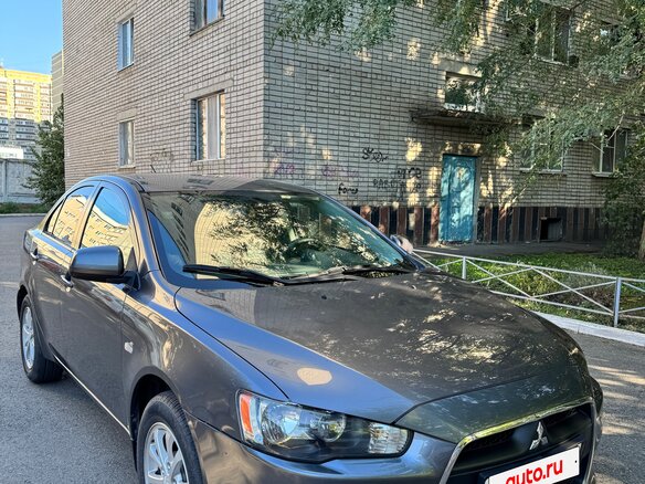 2011 Mitsubishi Lancer X Рестайлинг, серый, 1050000 рублей - вид 1