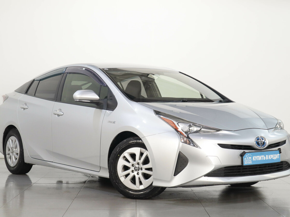 Открыть фотографии: Toyota Prius IV (XW50)